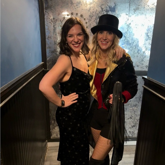 Meet your Posher, Allix - Picture 6 of 6